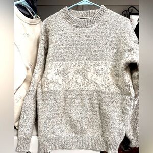 Eddie Bauer Vintage Gray Wool Sweater! Mint condition! Medium